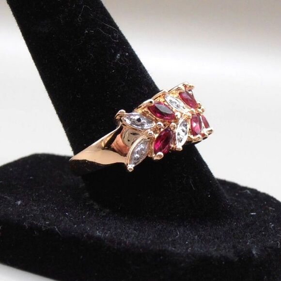 💖 Ross-Simons 925 Simulated Ruby & CZ Leaf Ring – Sz 7.5 – Elegant Sparkle - Picture 2 of 6